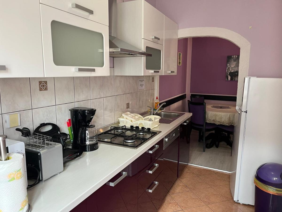 شقة غييكا  في Apartman Lora المظهر الخارجي الصورة