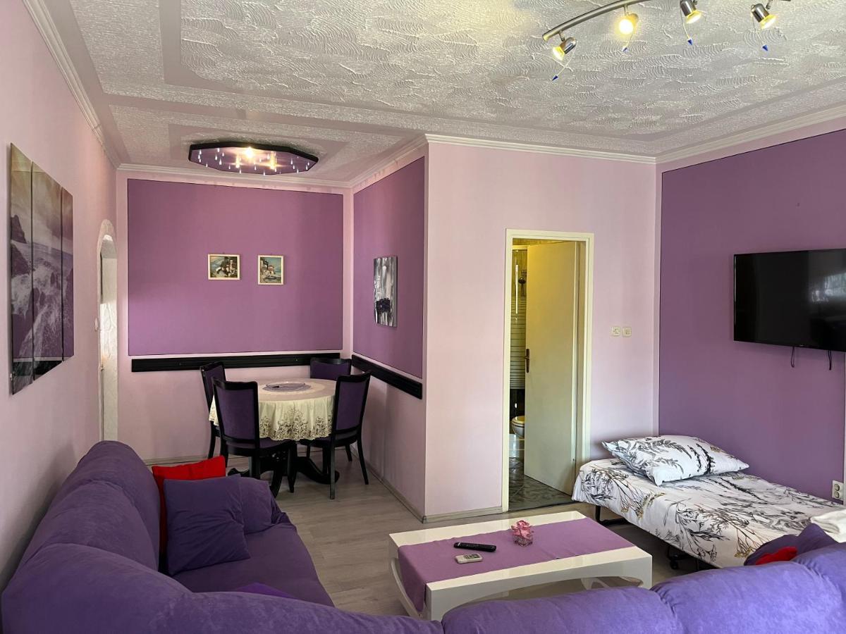 شقة غييكا  في Apartman Lora المظهر الخارجي الصورة