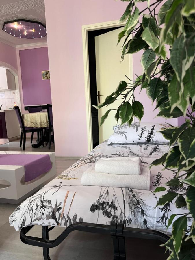 شقة غييكا  في Apartman Lora المظهر الخارجي الصورة