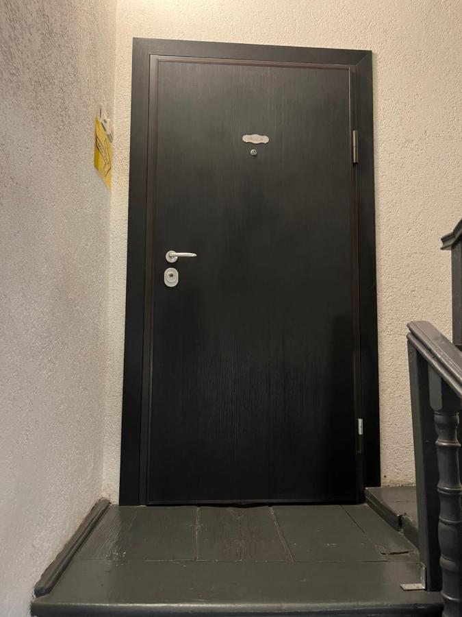 شقة غييكا  في Apartman Lora المظهر الخارجي الصورة