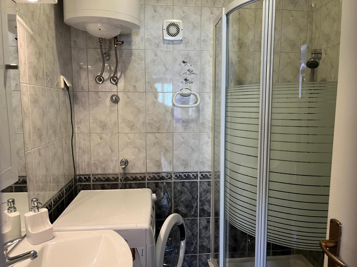 شقة غييكا  في Apartman Lora المظهر الخارجي الصورة
